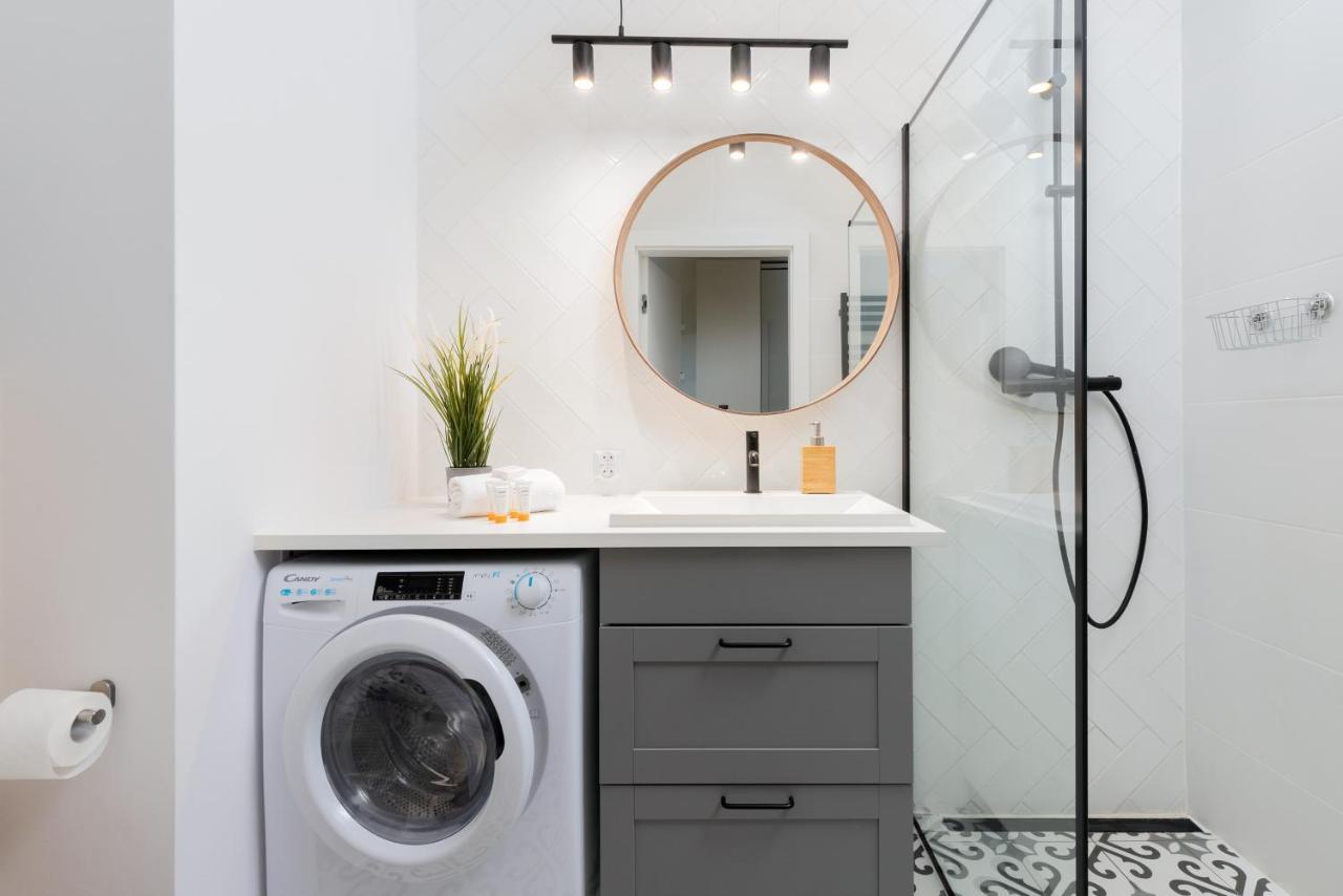 Baltic Nomad Studio Bastion Walowa Old Town By Noclegi Renters Danzica Esterno foto